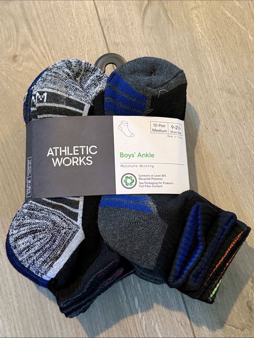 Athletic Works Boys' Ankle Socks - Black & color (10-Pack) shoe size 9-2.5